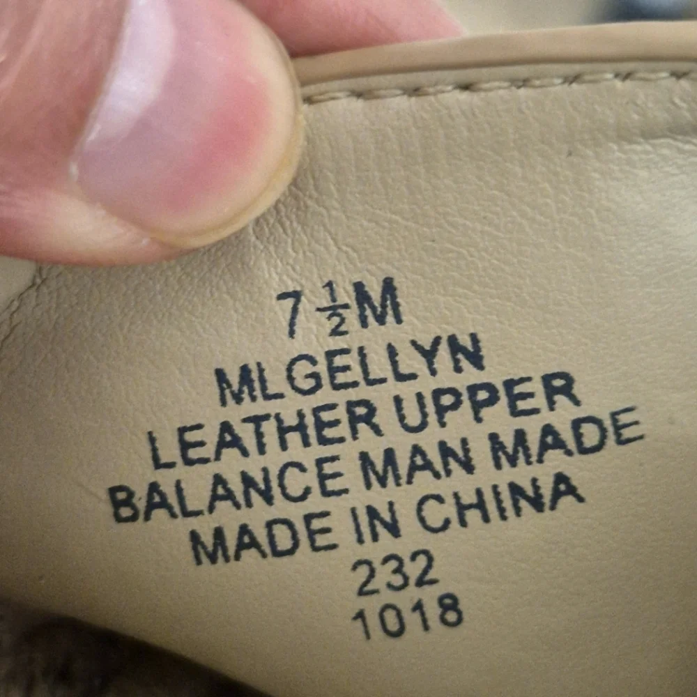 Marc Fisher Tan Espadrille Sandals..size:71/2